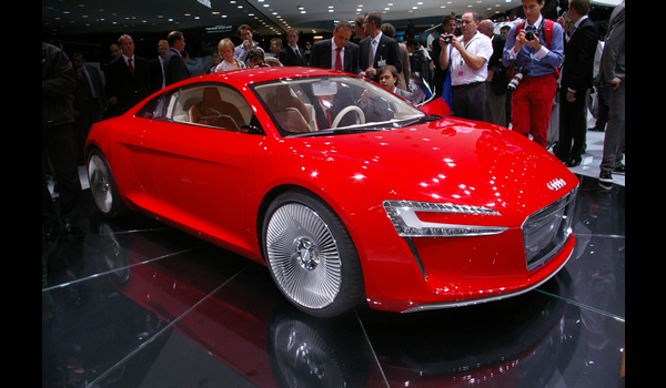 AUDI E-Tron Concept 2009 - IAA Frankfurt 2009 3 4  front